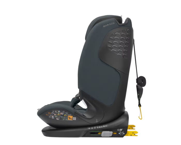 8618550111_2024_maxicosi_carseat_toddlerchildcarseat_titanproisize_grey_authenticgraphite_isofixinstallationwithtoptether_side.jpg