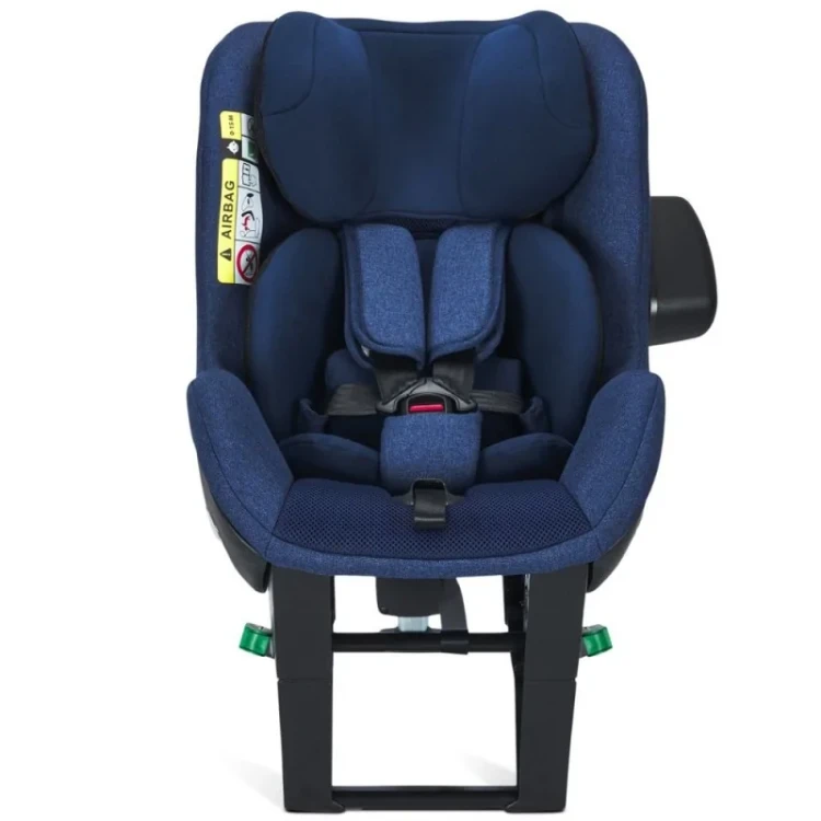 avionaut-sky-airflow-fotelik-samochodowy-rwf-0-25-kg-navy (1).webp