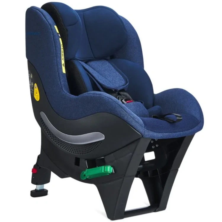 avionaut-sky-airflow-fotelik-samochodowy-rwf-0-25-kg-navy.webp